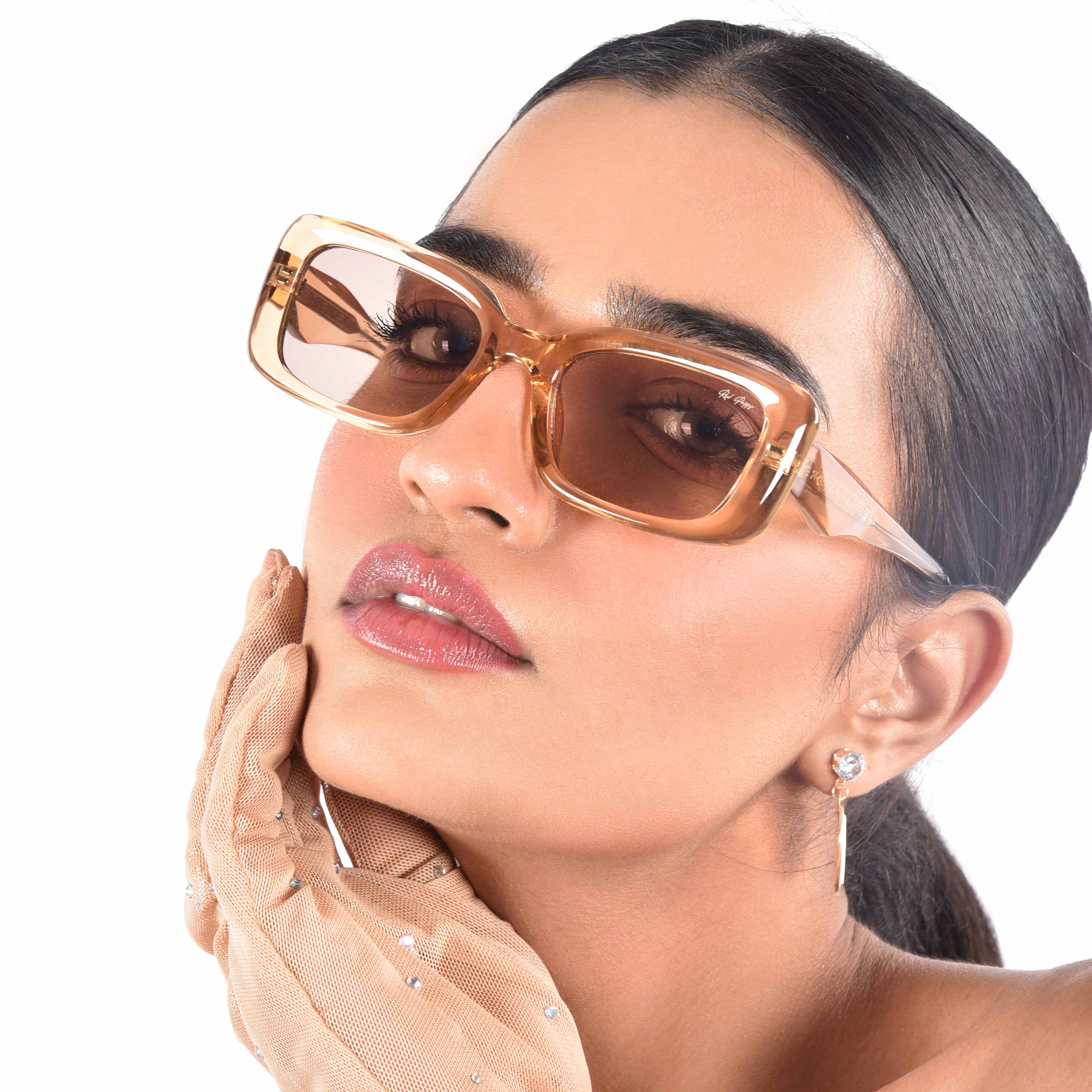 Eldrion Beige Oversized Sunglasses