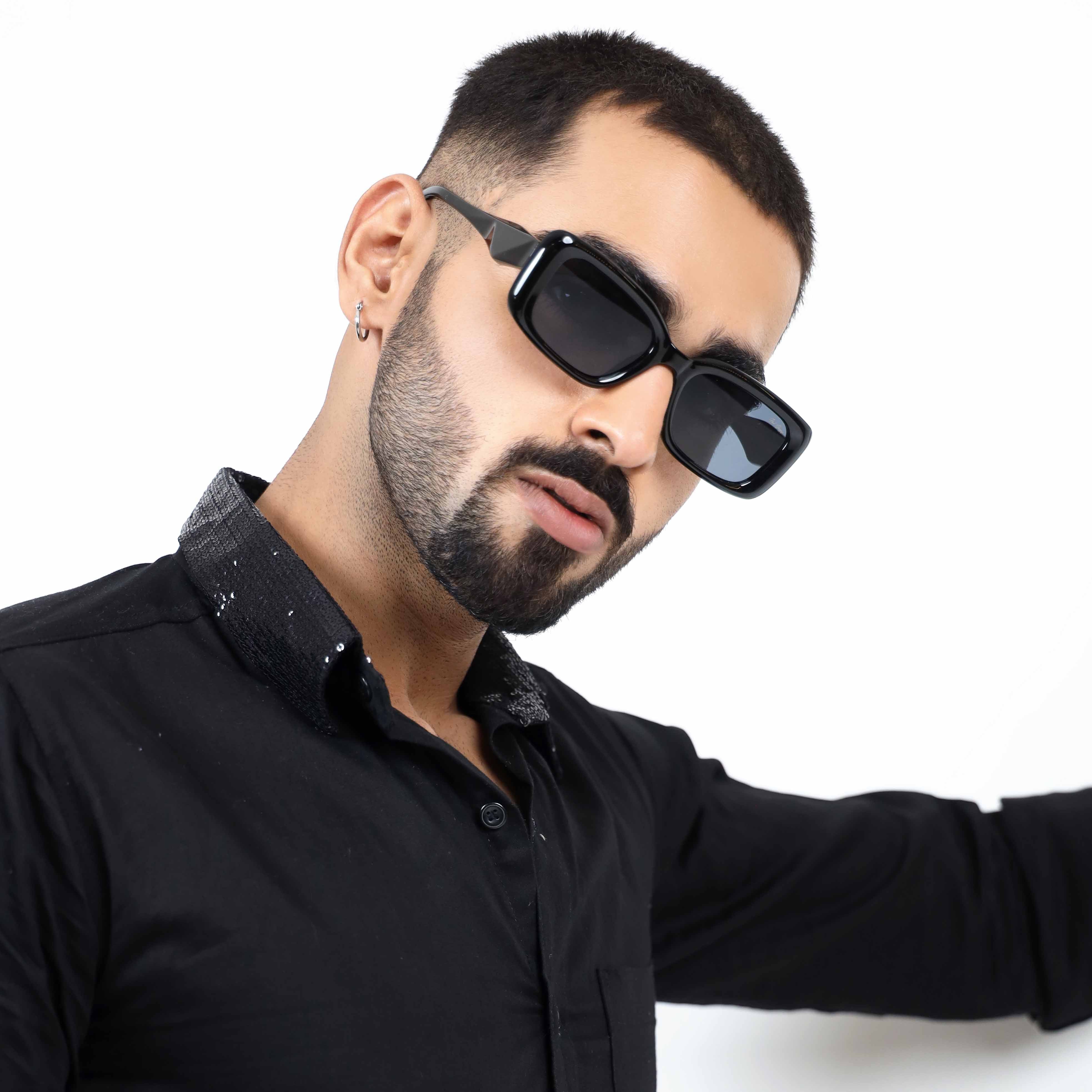 Eldrion Black Oversized Sunglasses