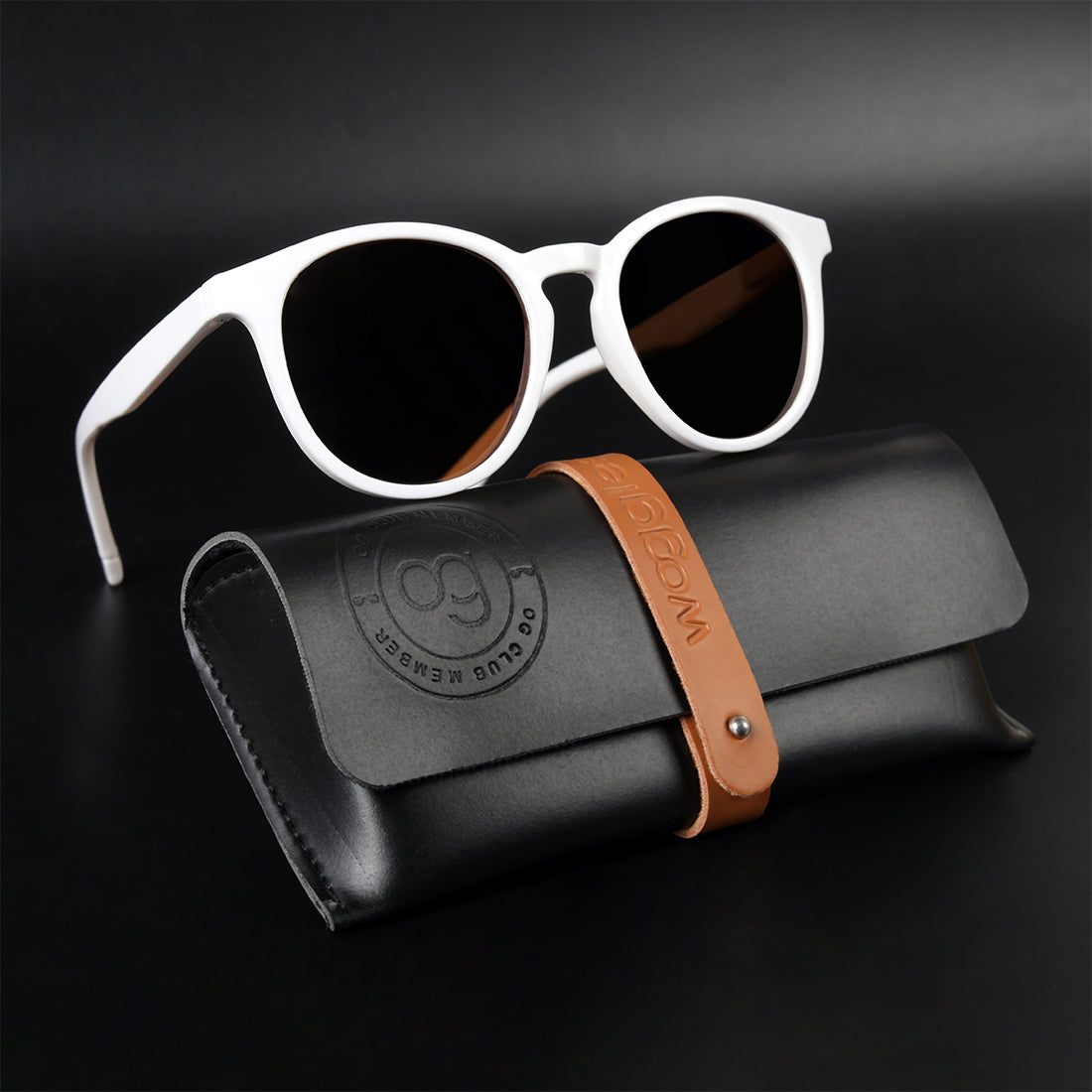 Radon White Polarized Round Sunglasses