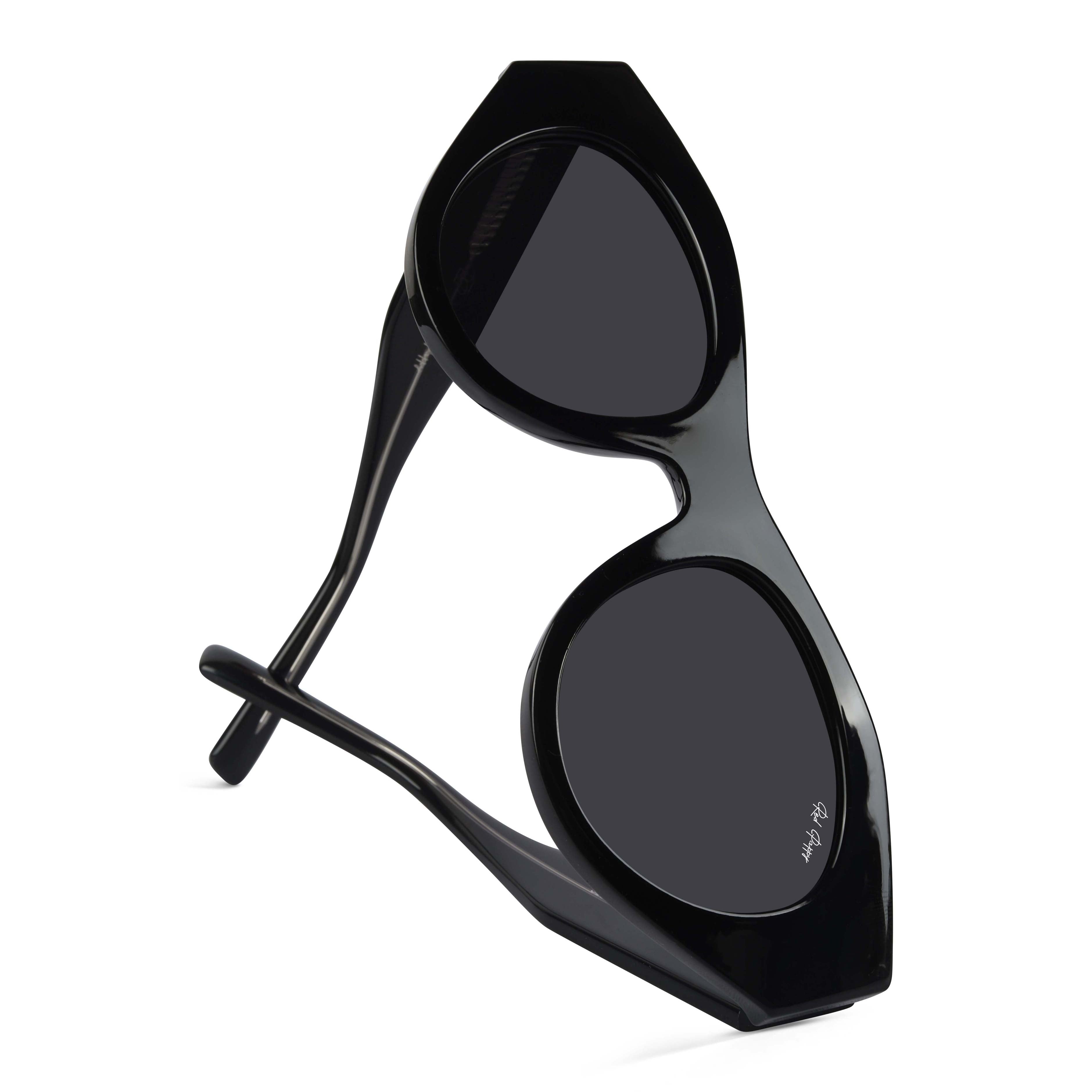 Jitter Black Polarized Round Sunglasses