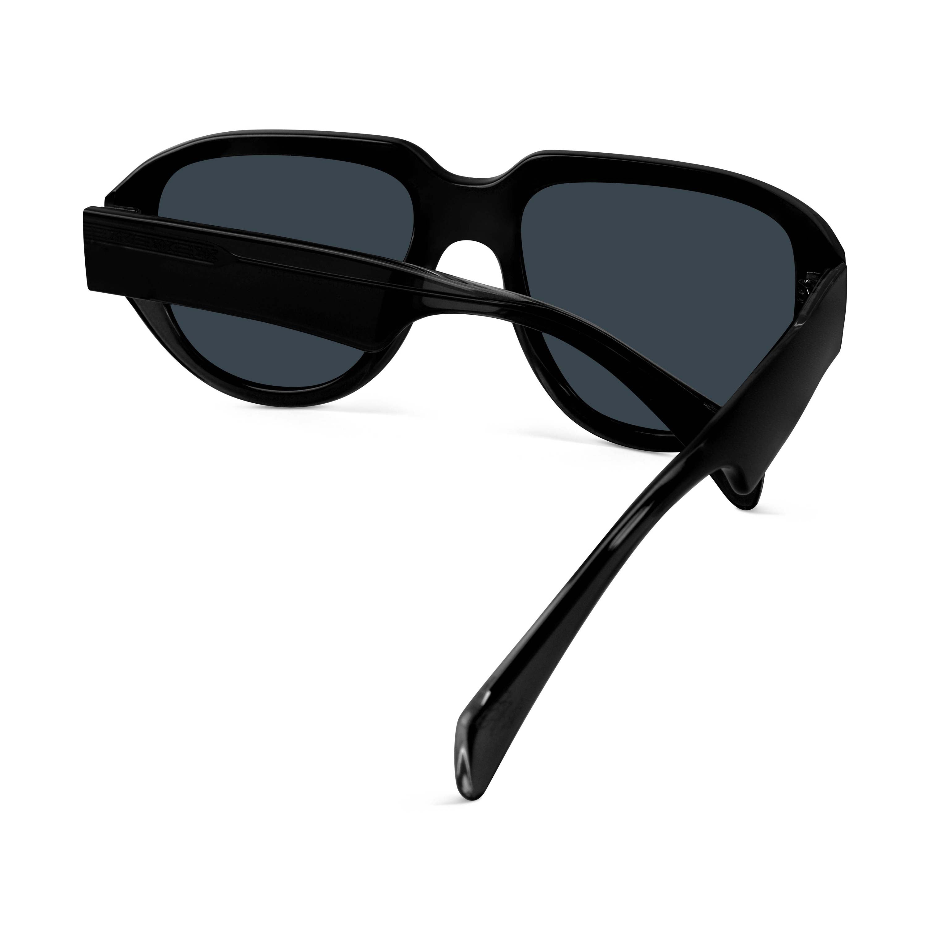 Lumivista Black Oversized Sunglasses